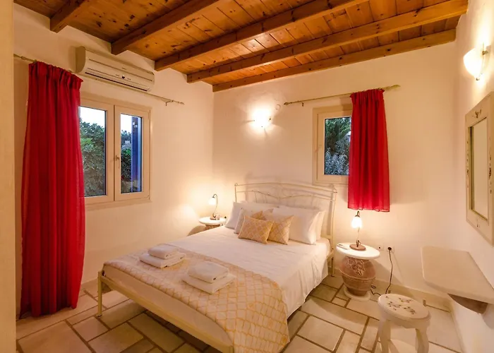 Maria's Village Two Bedroom House 5 *